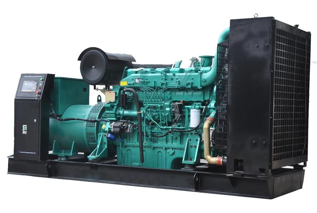 重慶康明斯發(fā)電機(jī)組成交一臺(tái)1500KW-成功出廠